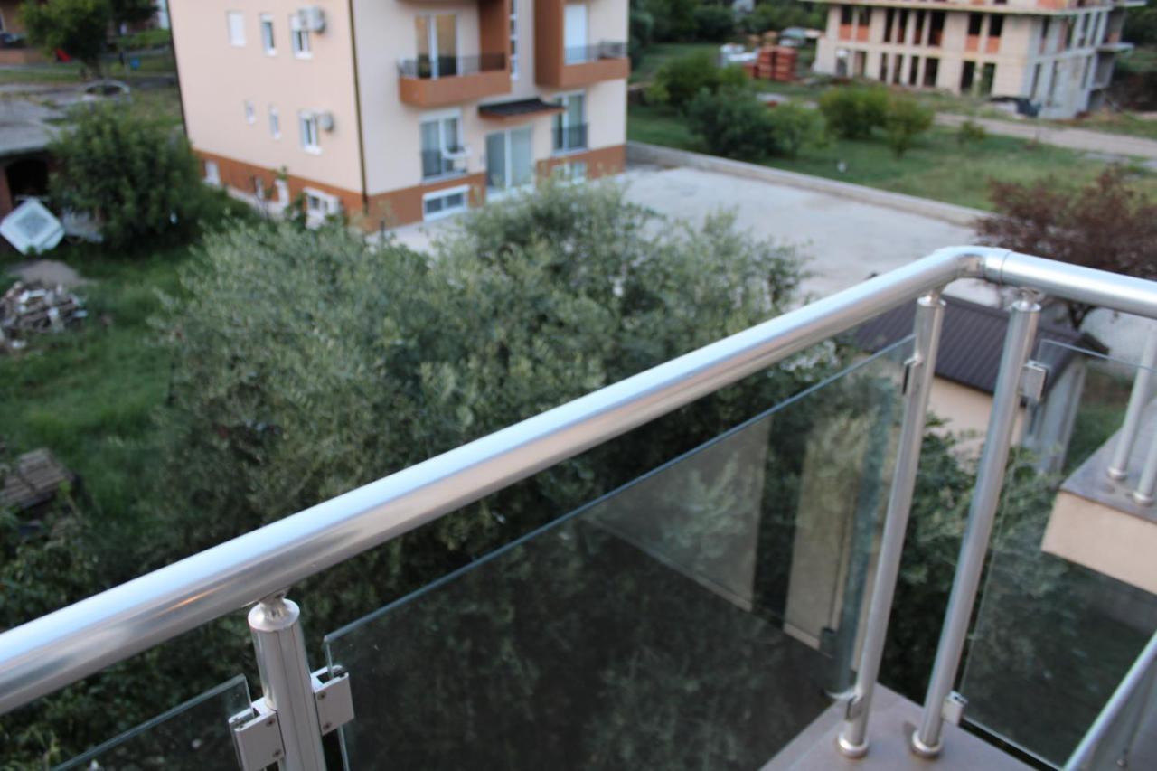 Delta Studio Apartman Podgorica Eksteriør billede